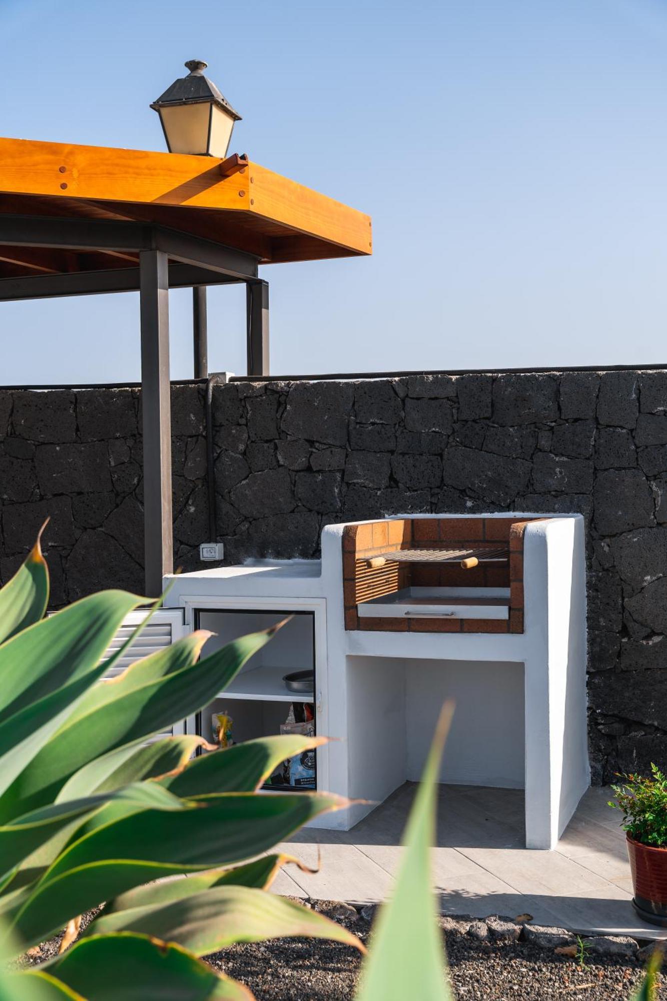 3 Bedroom Villa With Private Pool Close To Papagayo Beach Playa Blanca  Exteriör bild