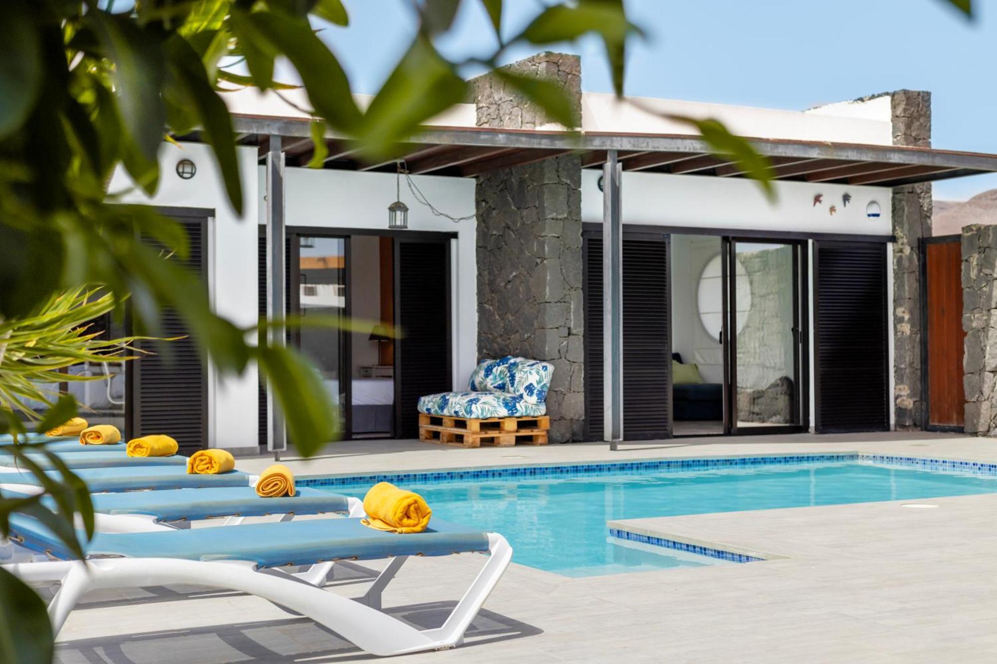 3 Bedroom Villa With Private Pool Close To Papagayo Beach Playa Blanca  Exteriör bild