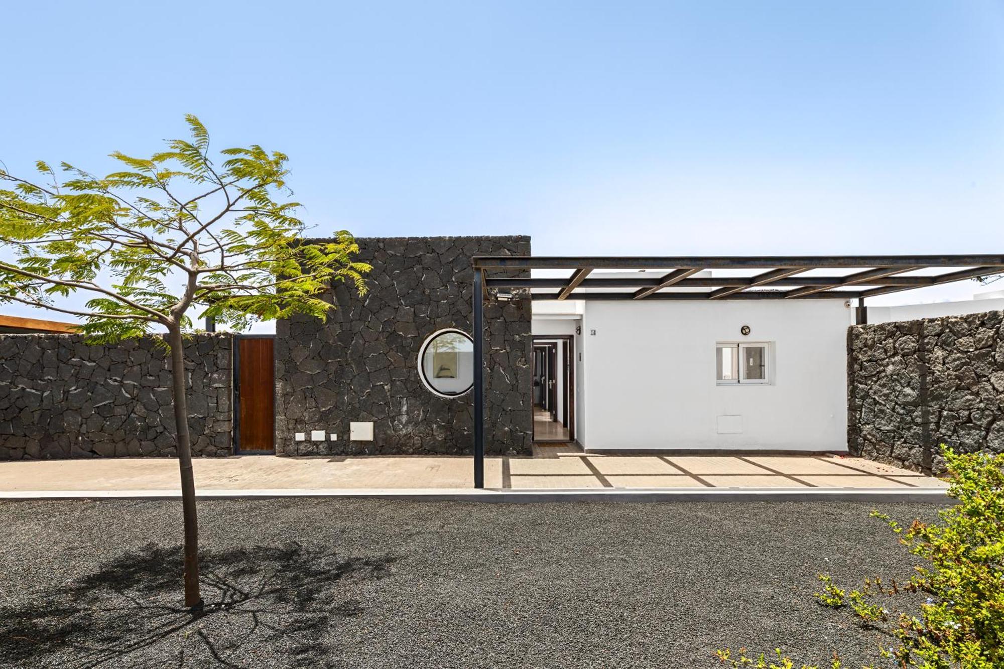 3 Bedroom Villa With Private Pool Close To Papagayo Beach Playa Blanca  Exteriör bild